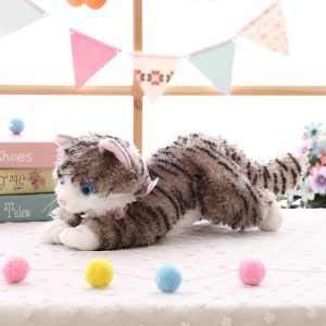 Chat en Peluche Comme un Vrai