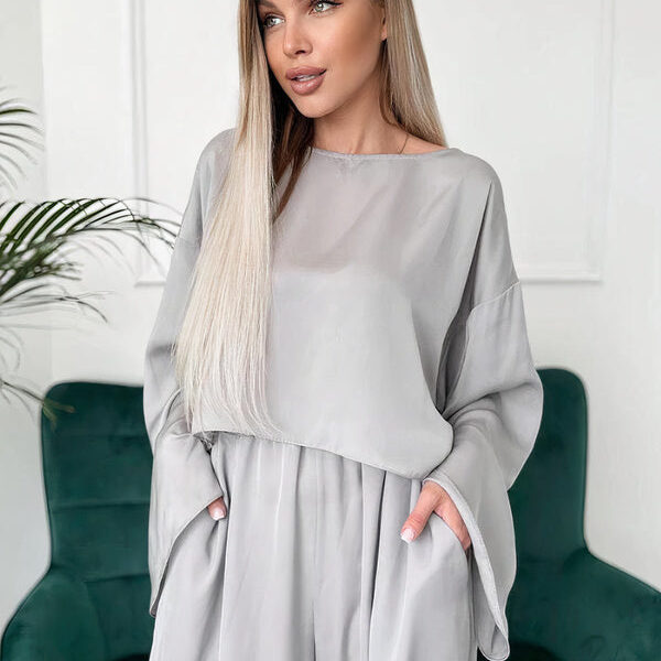 Pyjama en Satin de Luxe Gris Argentée