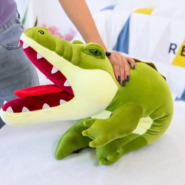 Peluche alligator hyper réaliste