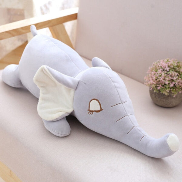 Grosse peluche éléphant endormi
