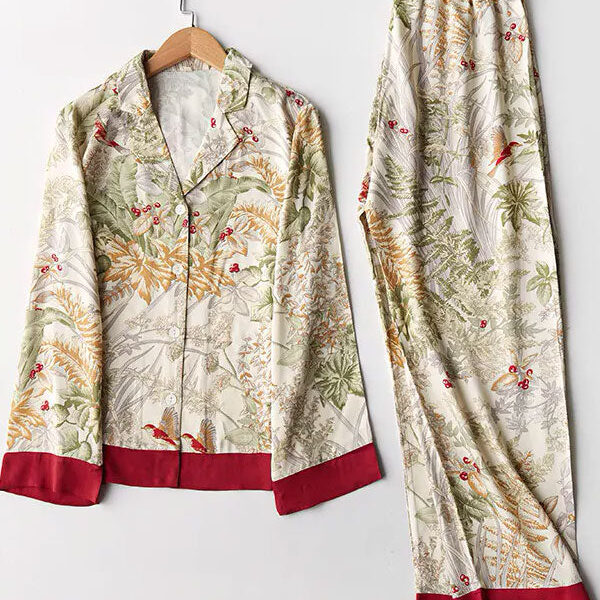 Ensemble Pyjama en Satin "Douce Évasion"