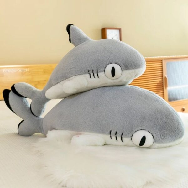 Peluche Requin à Pointe Noire