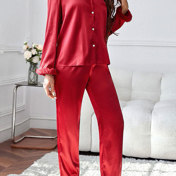 Pyjama Rouge en Satin Pour Femme "Amour Écarlate"