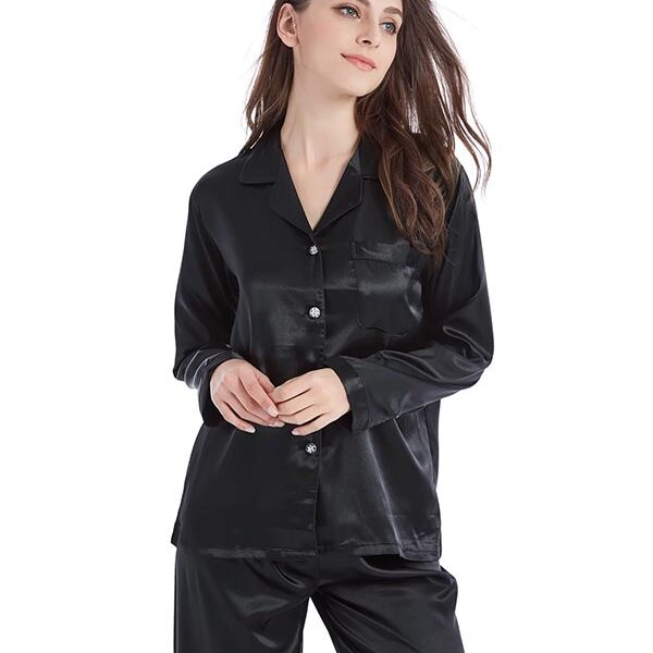 Pyjama En Satin Noir Pour Femme "Caresse de Satin"