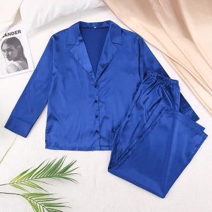Pyjama En Satin Bleu Pour Femme « Étoile Nocturne »