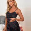 Pyjama En Satin Noir à Cœur Rouge Pour Femme "Étreinte de Rêve"